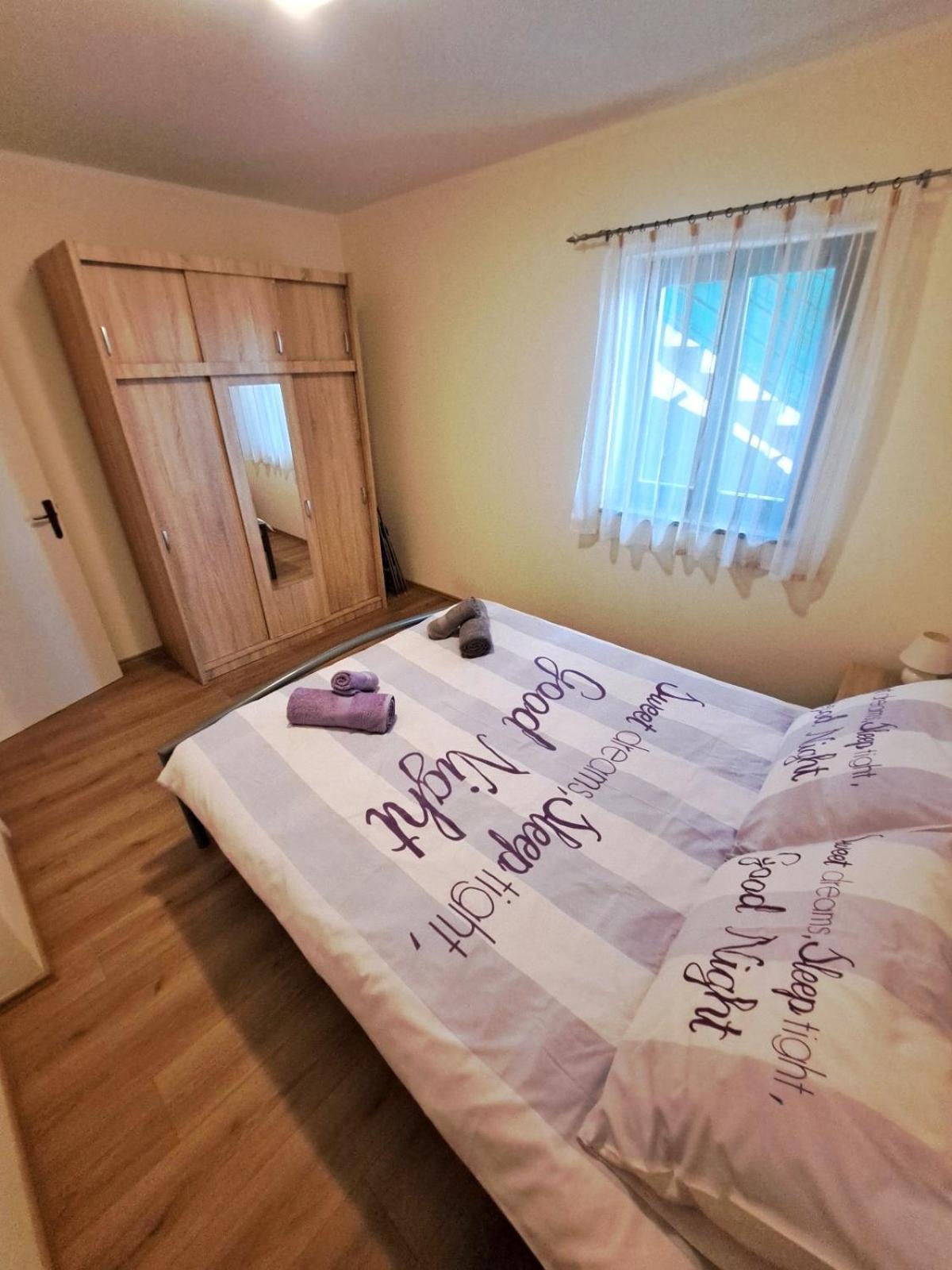 Apartment Katarina Риека Экстерьер фото